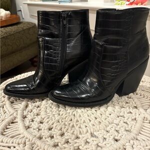 Madden Girl  Black Croc-Patterned Ankle Booties Size 7